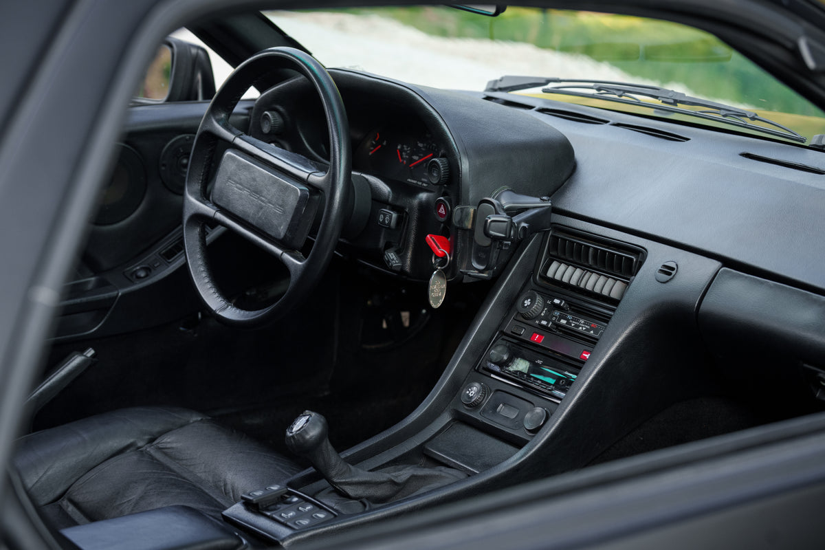 1986 Porsche 928S